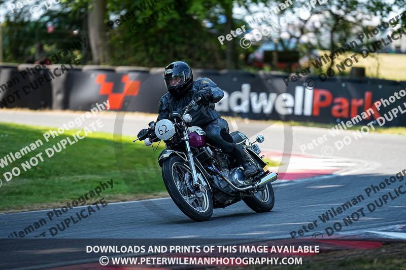 cadwell park;cadwell park photographs;cadwell trackday photographs;enduro digital images;event digital images;eventdigitalimages;peter wileman photography;racing digital images;trackday digital images;trackday photos